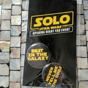 Solo fan pins